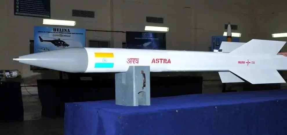 समंदर में ड्रैगन का शिकार! सुखोई में अस्त्र मिसाइल, इंडोनेशिया से कांपा चीन